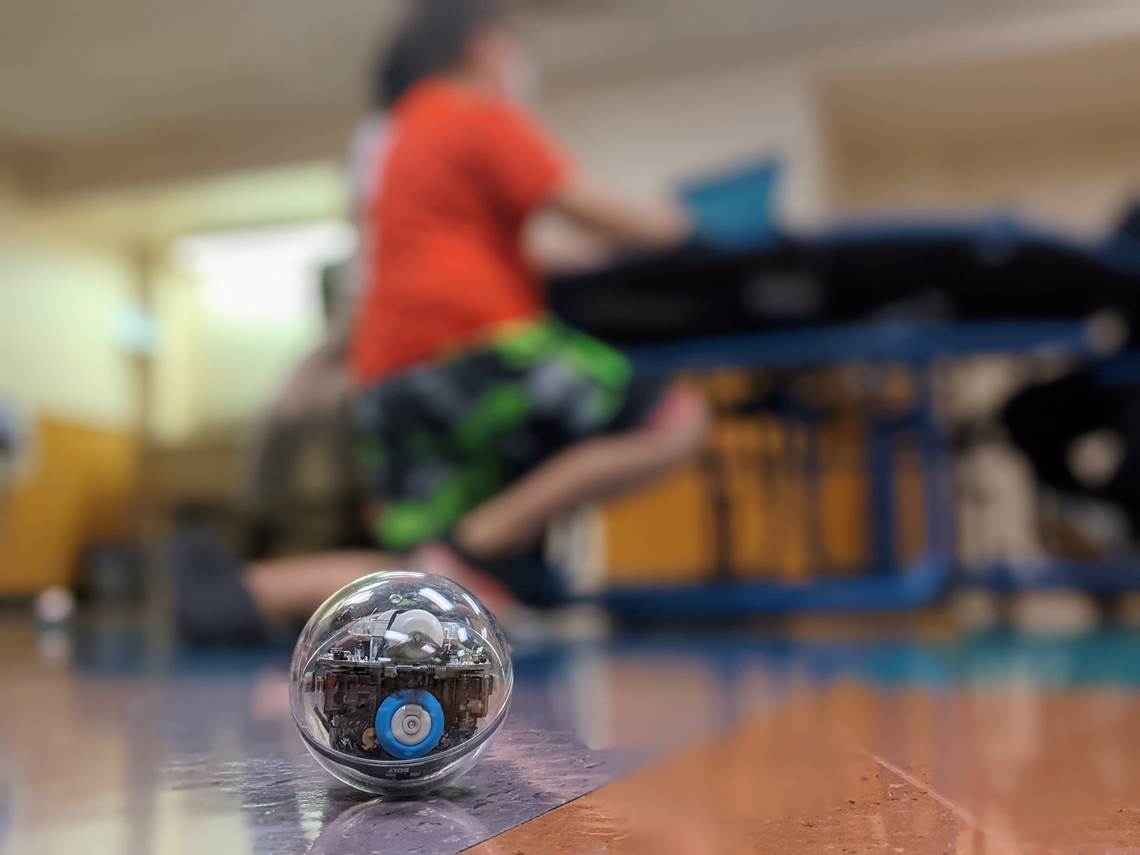 Sphero robotic