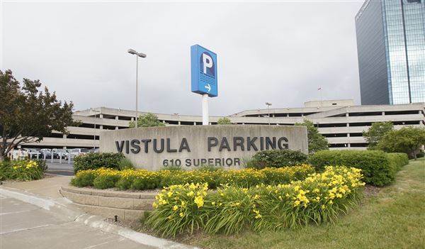 vistula parking garage